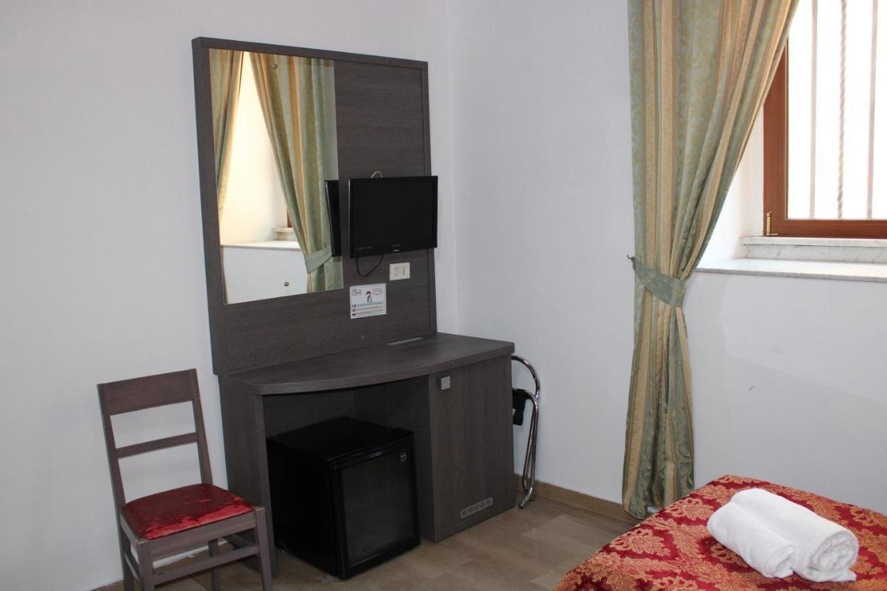 רומא Hotel Center 2 מראה חיצוני תמונה
