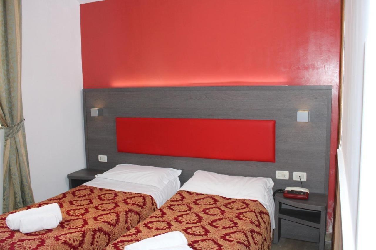 רומא Hotel Center 2 מראה חיצוני תמונה